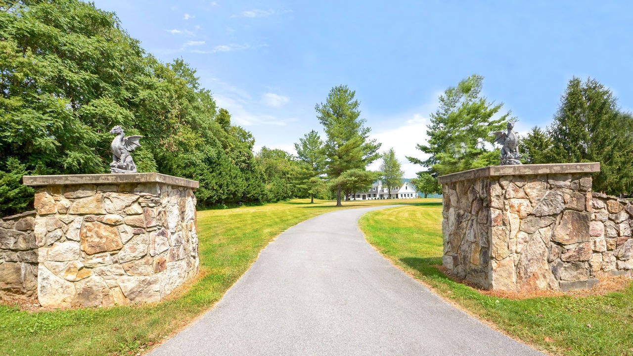 Photo of Outdoor in Bakerton