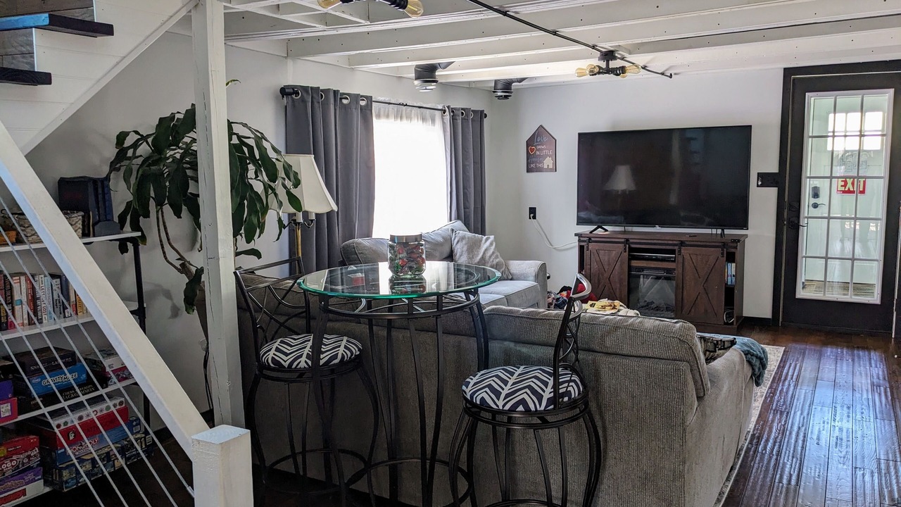 Photo of Livingroom in Buckeye Lake