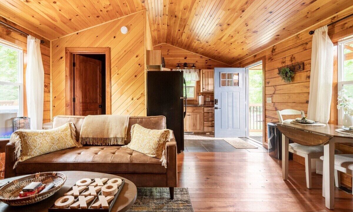 Photo of Livingroom in Carbon Hill