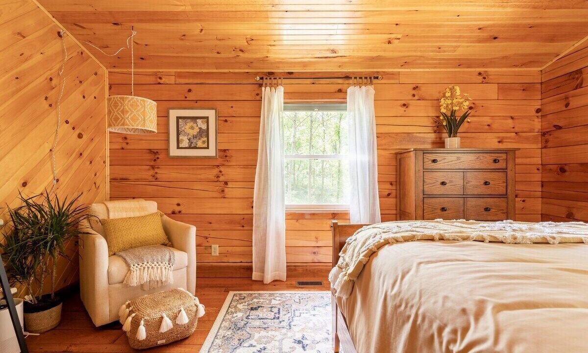 Photo of Bedroom in Carbon Hill