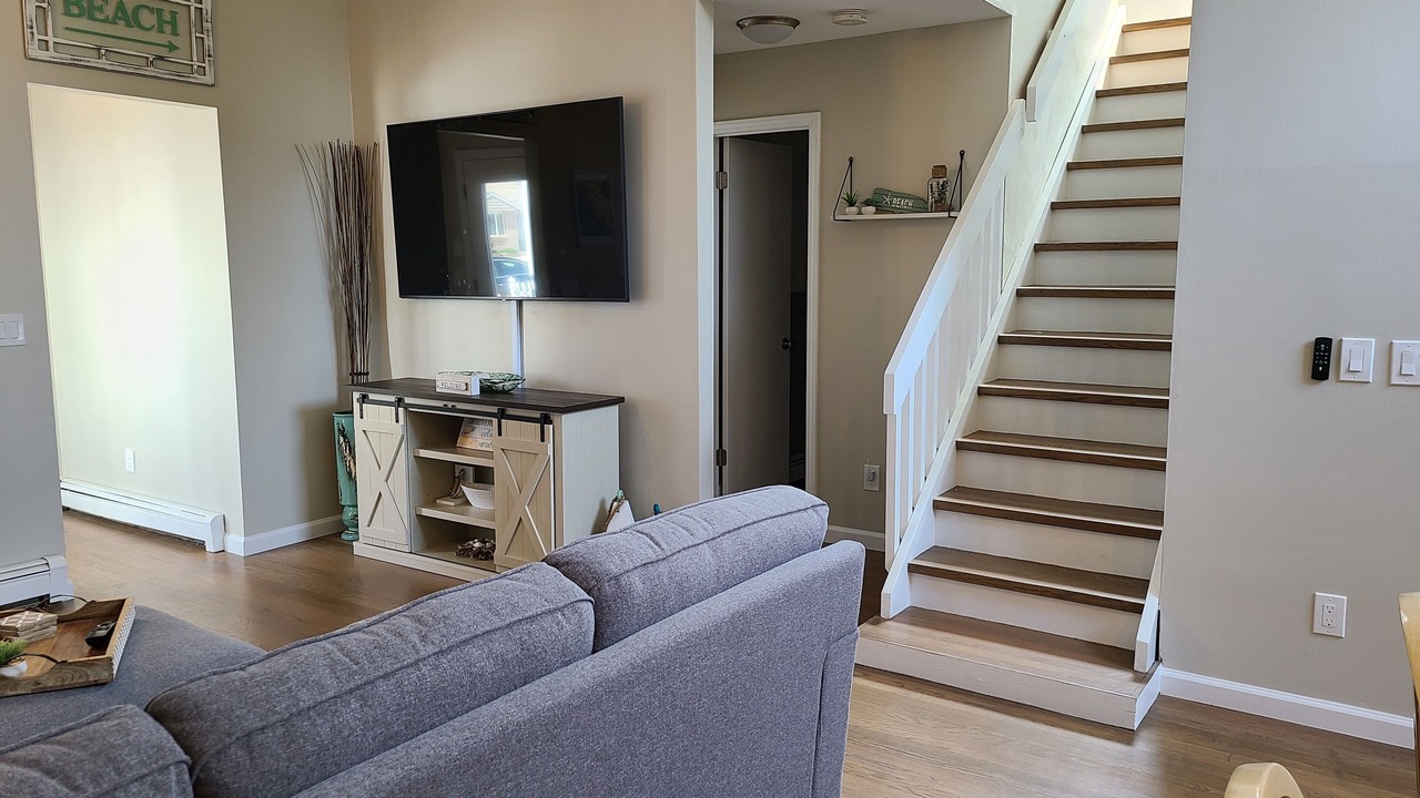 Photo of Livingroom in Ortley Beach