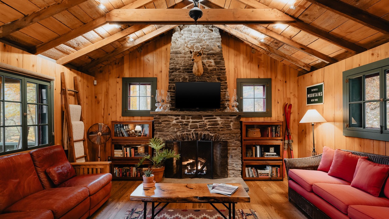 Photo of Livingroom in Hancock
