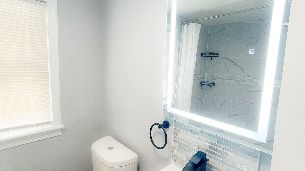 Photo of Bathroom in Bayonne