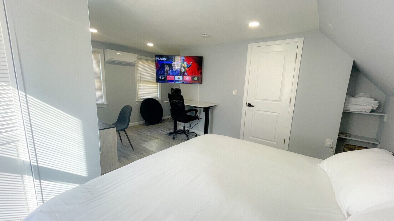 Photo of Bedroom in Bayonne