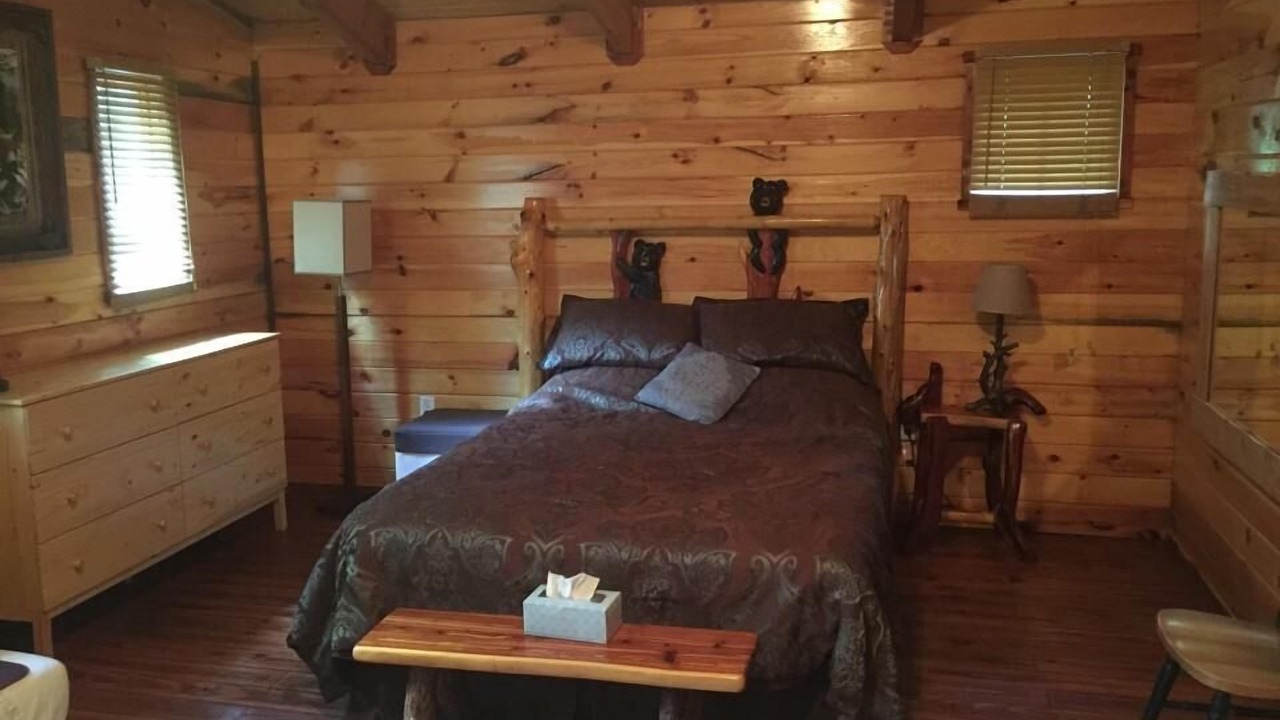 Photo of Bedroom in Rogers