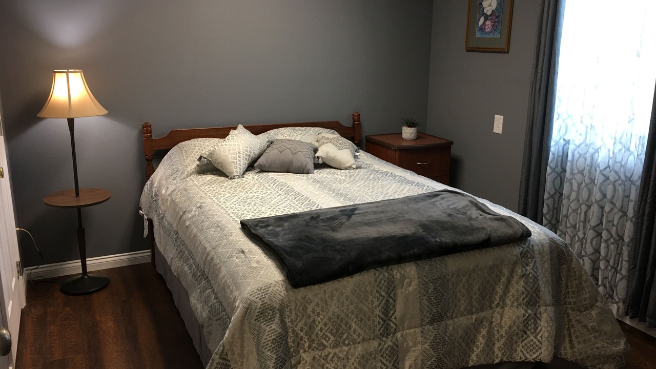 Photo of Bedroom in Newcomb