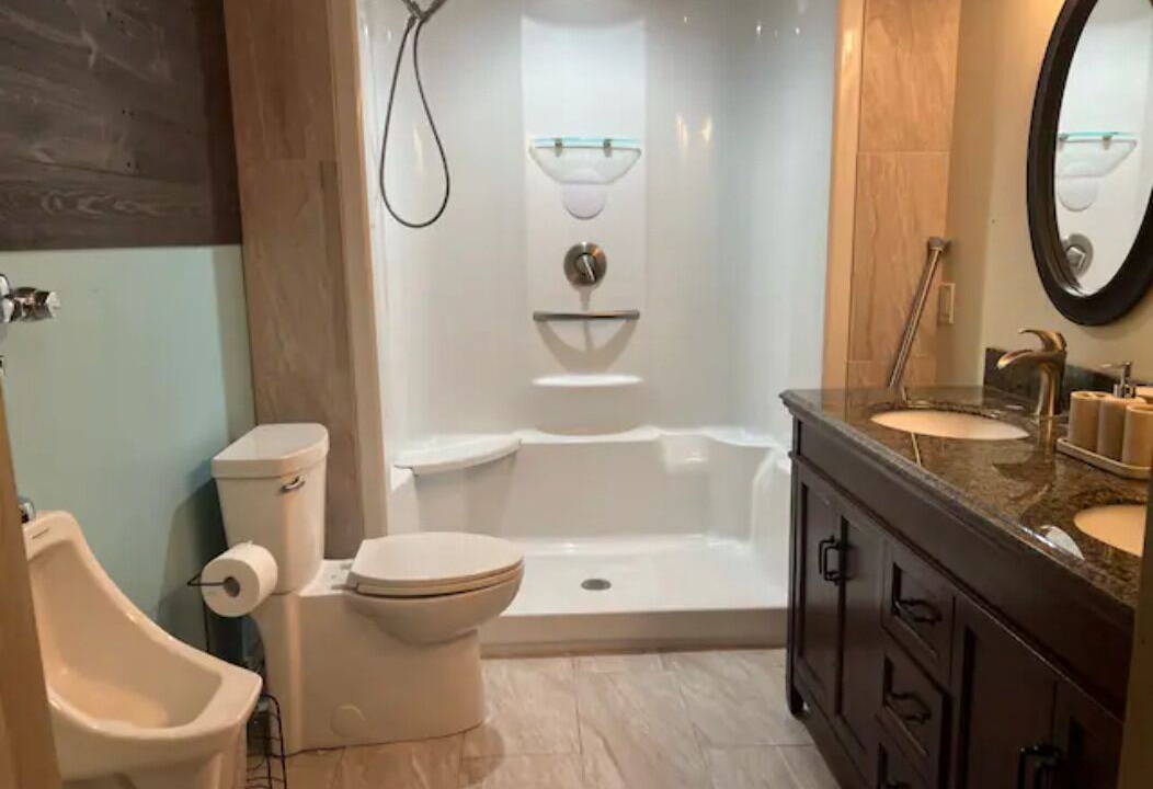 Photo of Bathroom in Lake Ariel