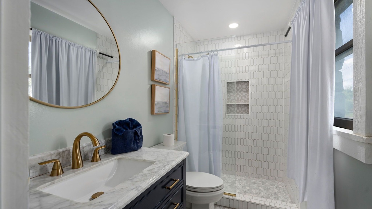 Photo of Bathroom in Issue