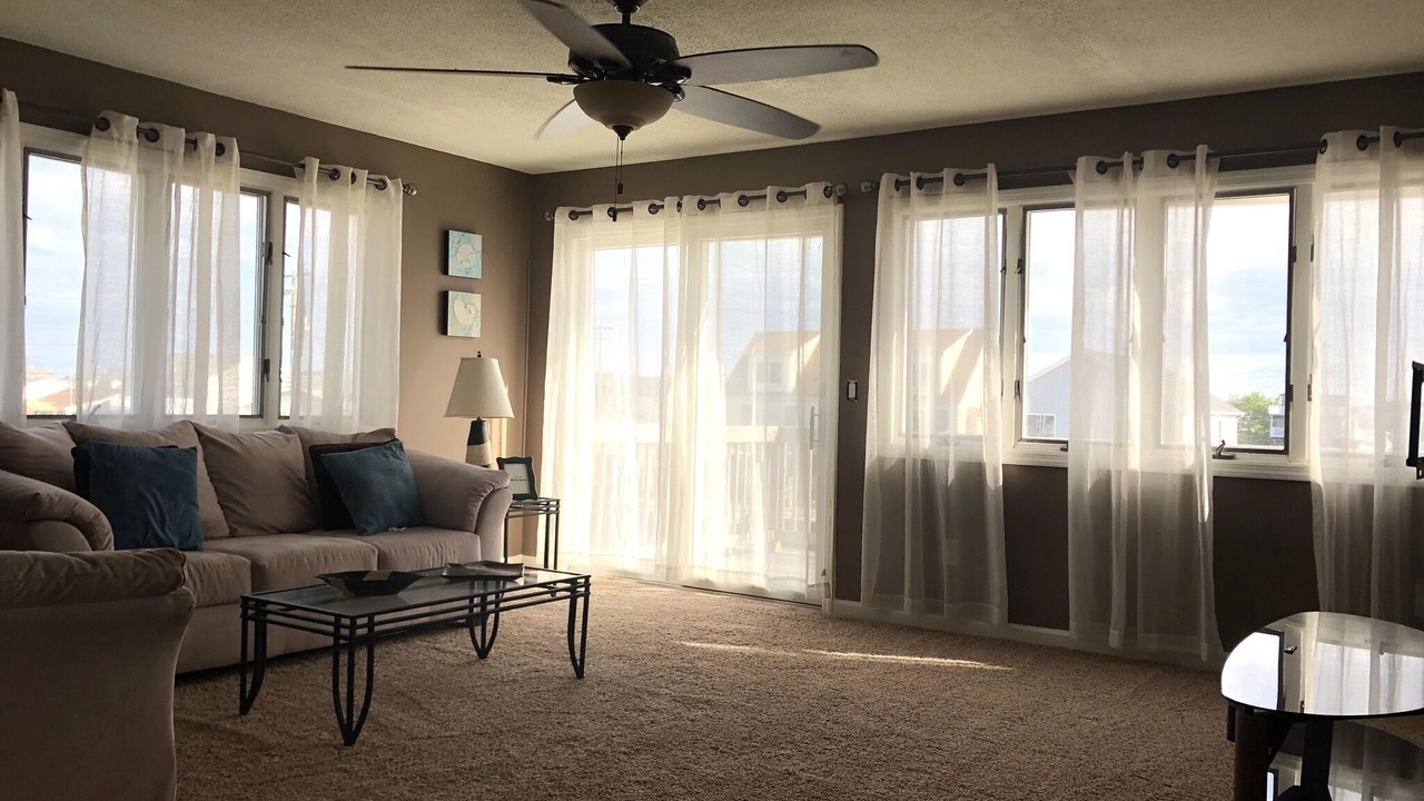 Photo of Livingroom in Mystic Island