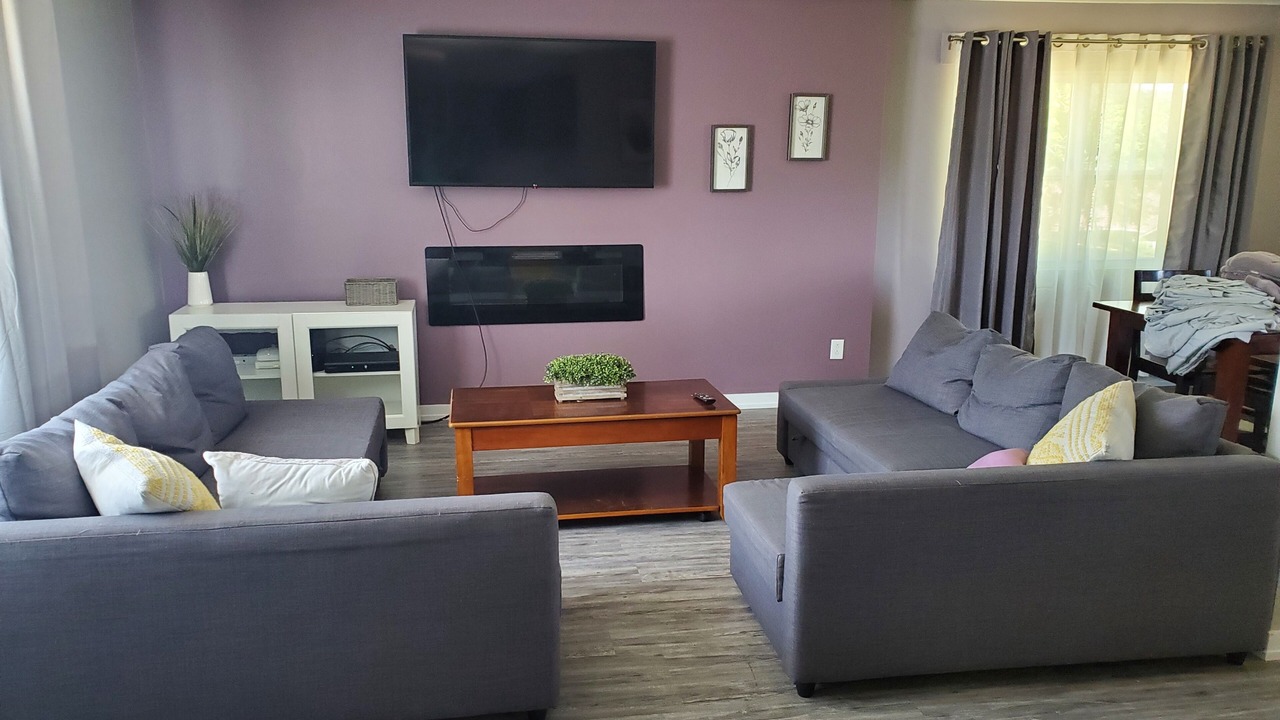 Photo of Livingroom in Scott Depot