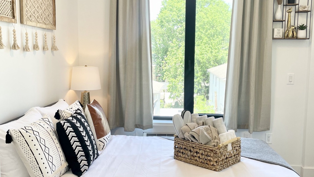 Photo of Bedroom in Elizabeth