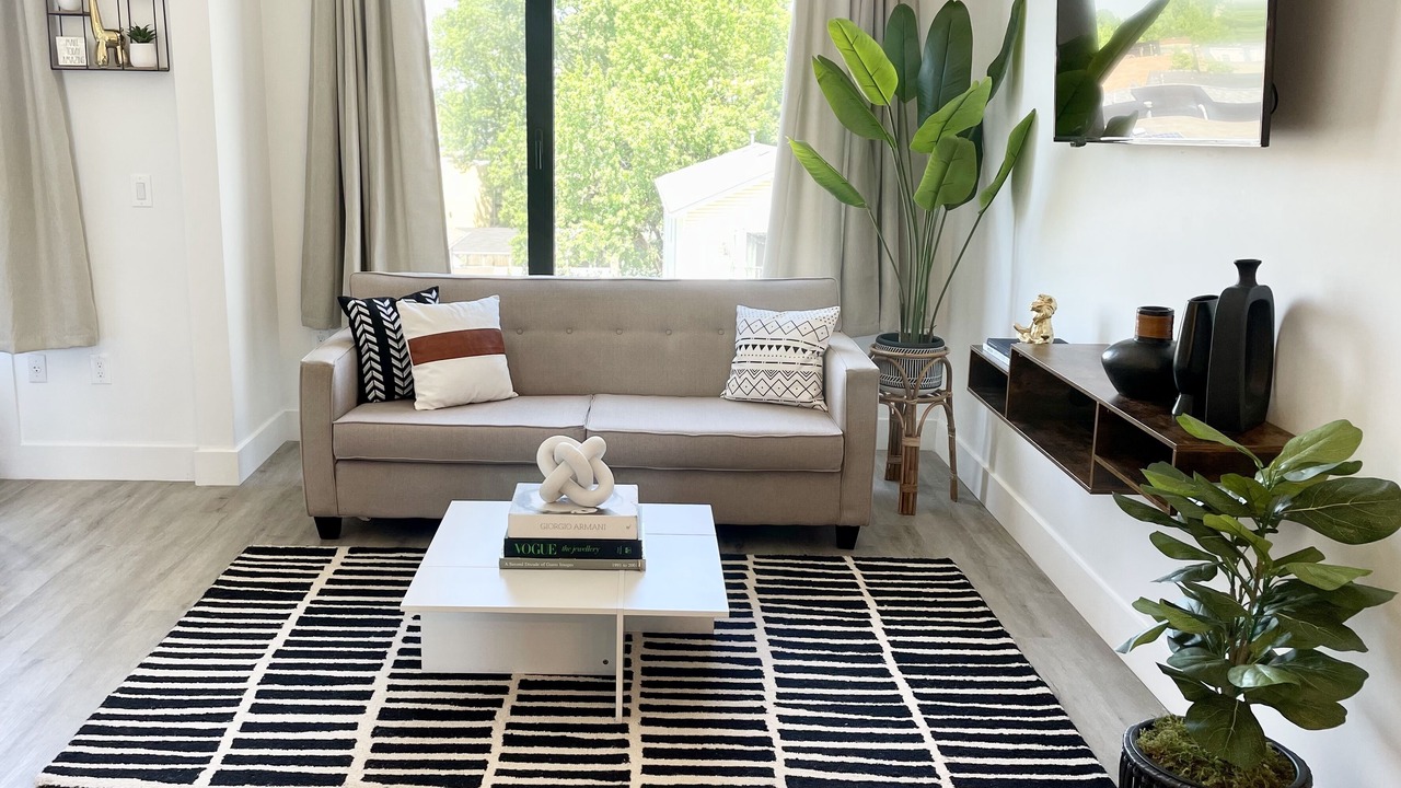 Photo of Livingroom in Elizabeth