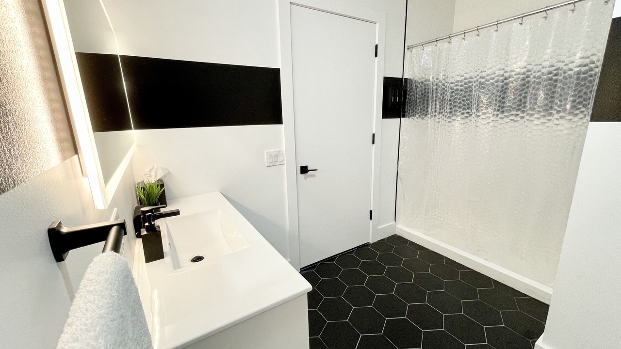 Photo of Bathroom in Elizabeth