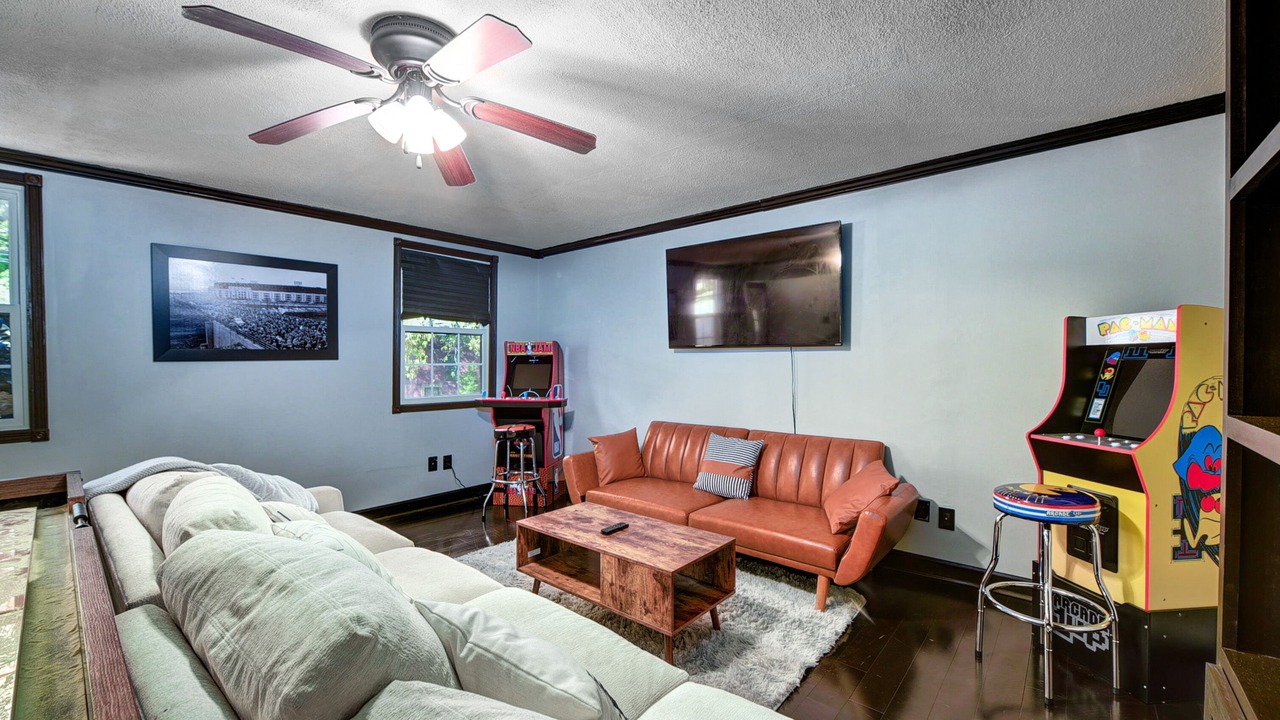 Photo of Livingroom in Ohio City
