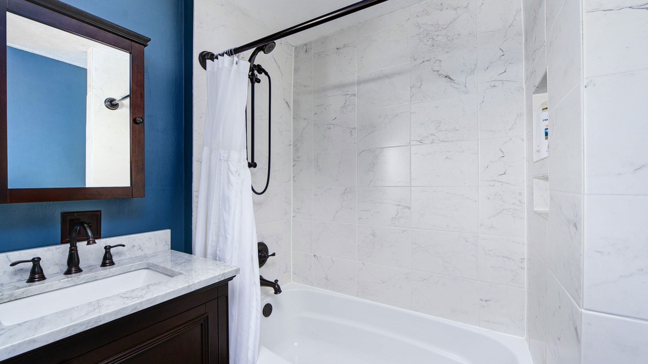 Photo of Bathroom in Ohio City