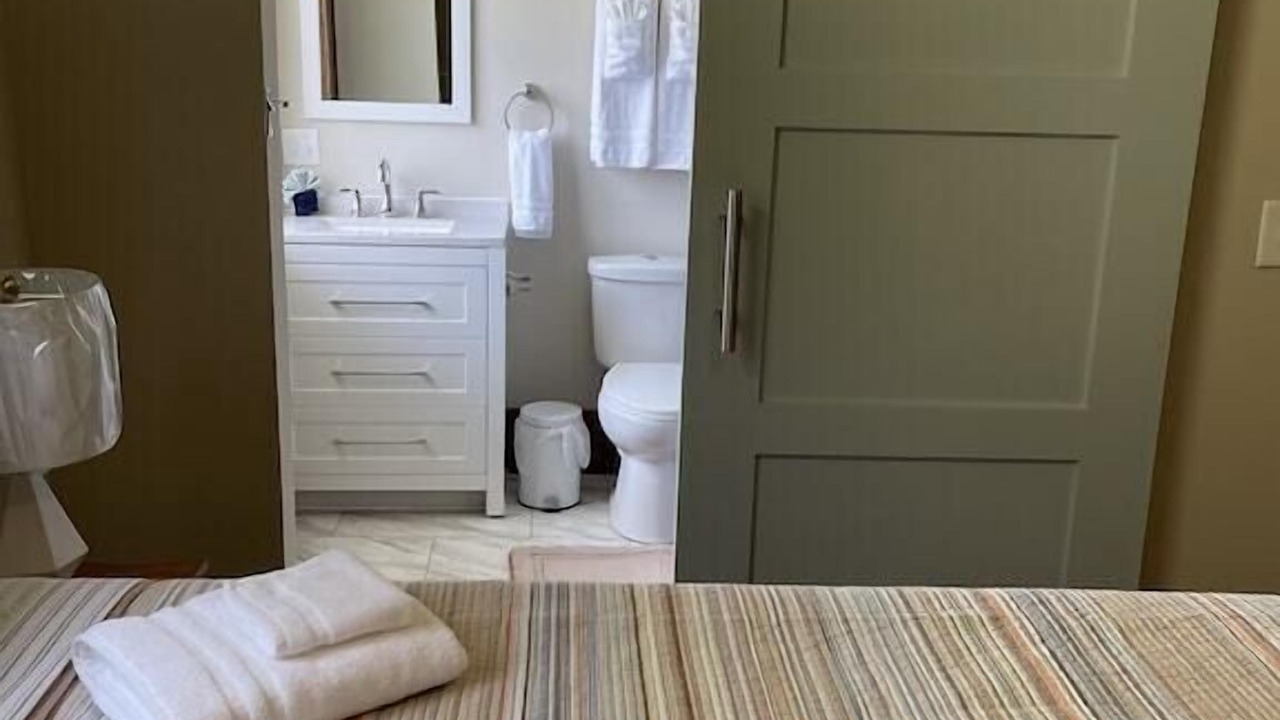 Photo of Bathroom in Amanda