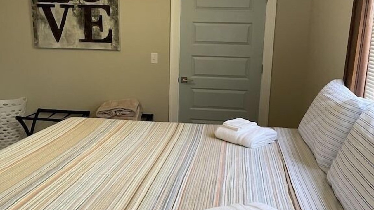 Photo of Bedroom in Amanda