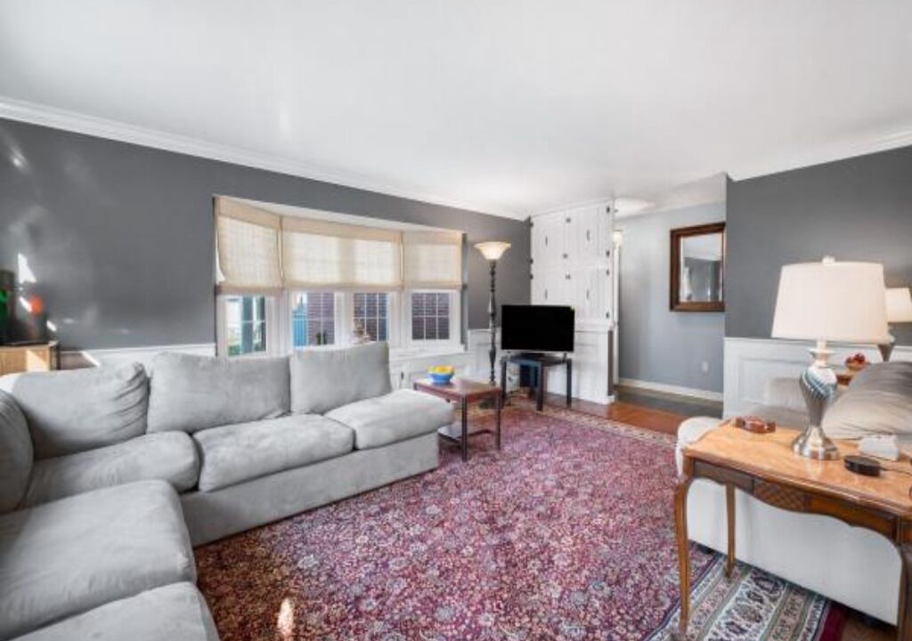 Photo of Livingroom in Margate City