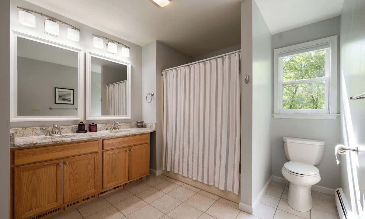 Photo of Bathroom in Lackawaxen