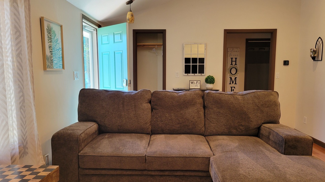 Photo of Livingroom in Milton