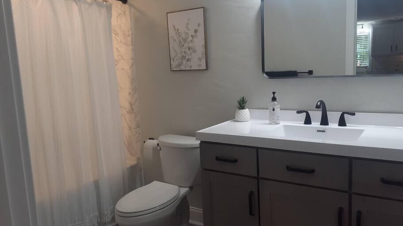 Photo of Bathroom in Strasburg