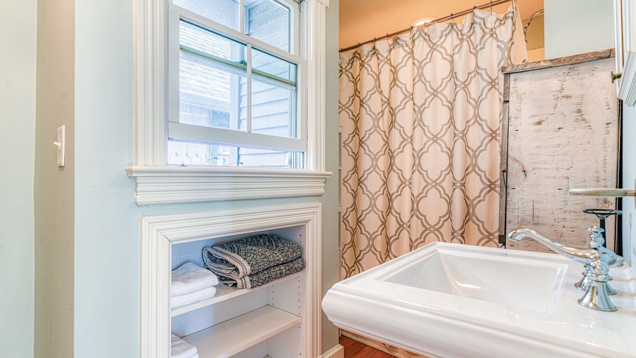 Photo of Bathroom in Ocean Grove