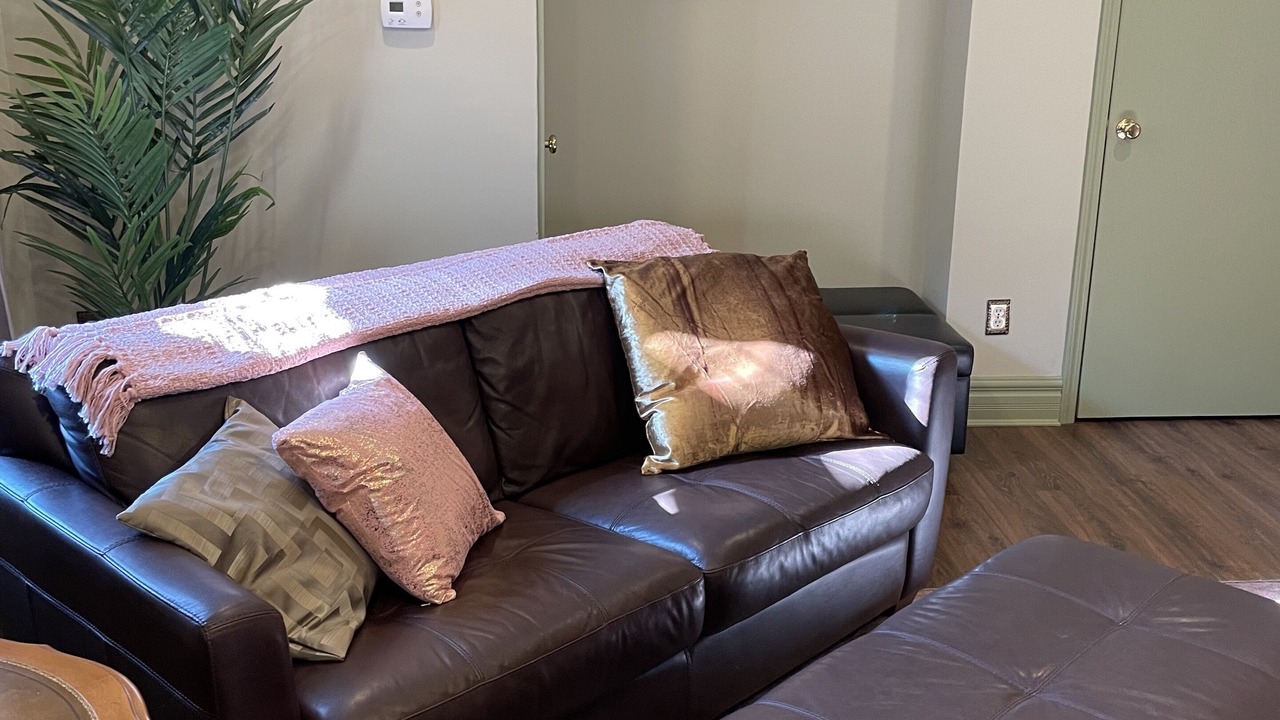Photo of Livingroom in Central Northside