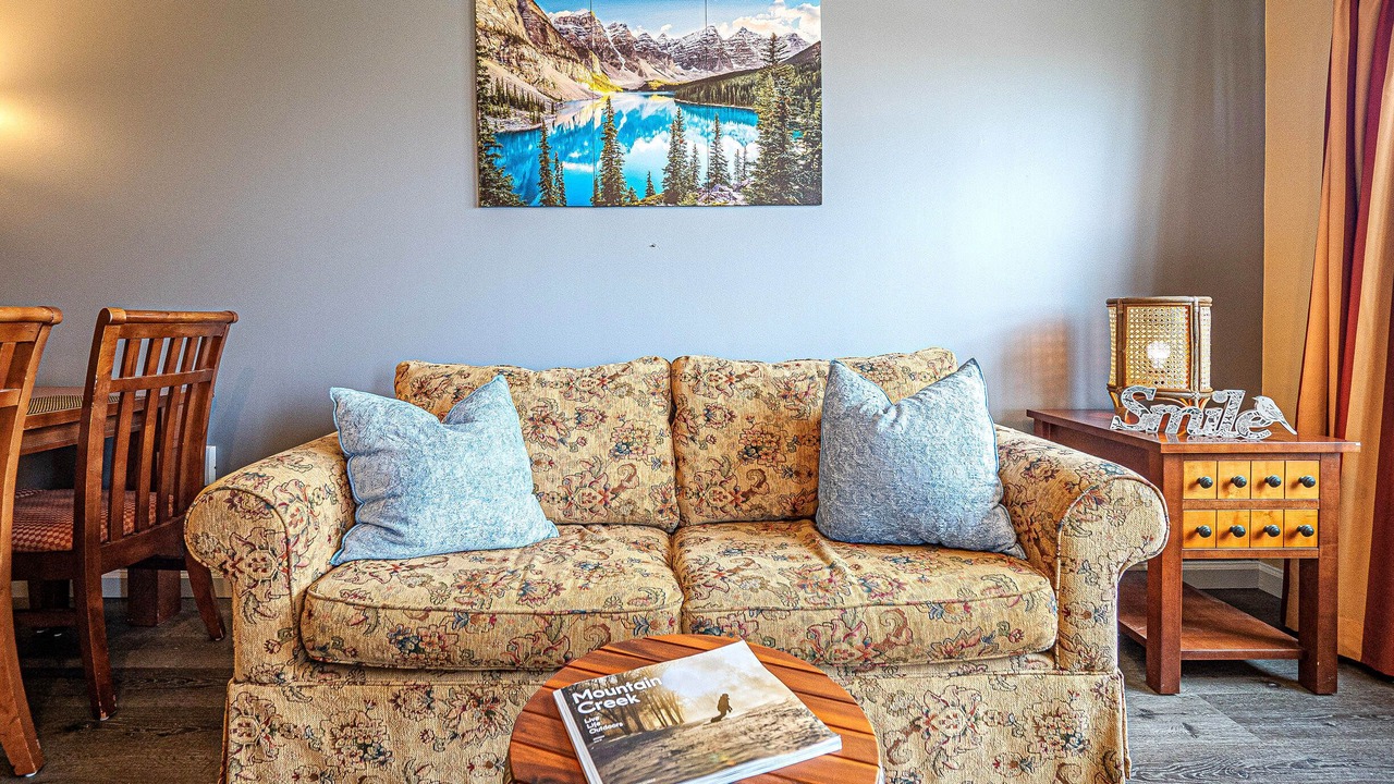 Photo of Livingroom in Vernon