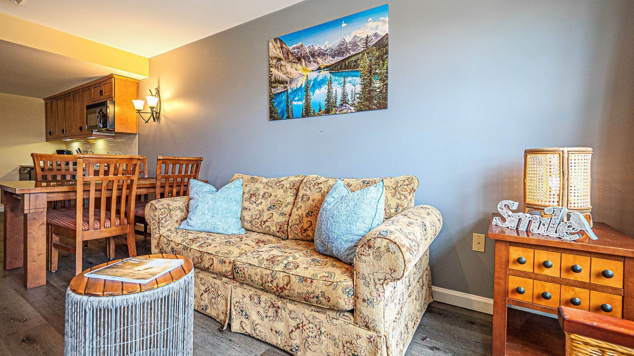 Photo of Livingroom in Vernon
