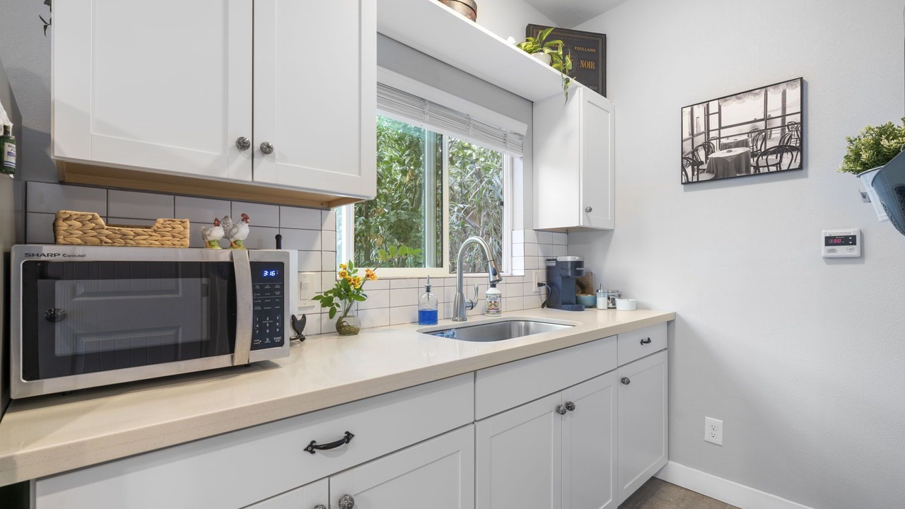 Photo of Kitchen in F. Q. Story