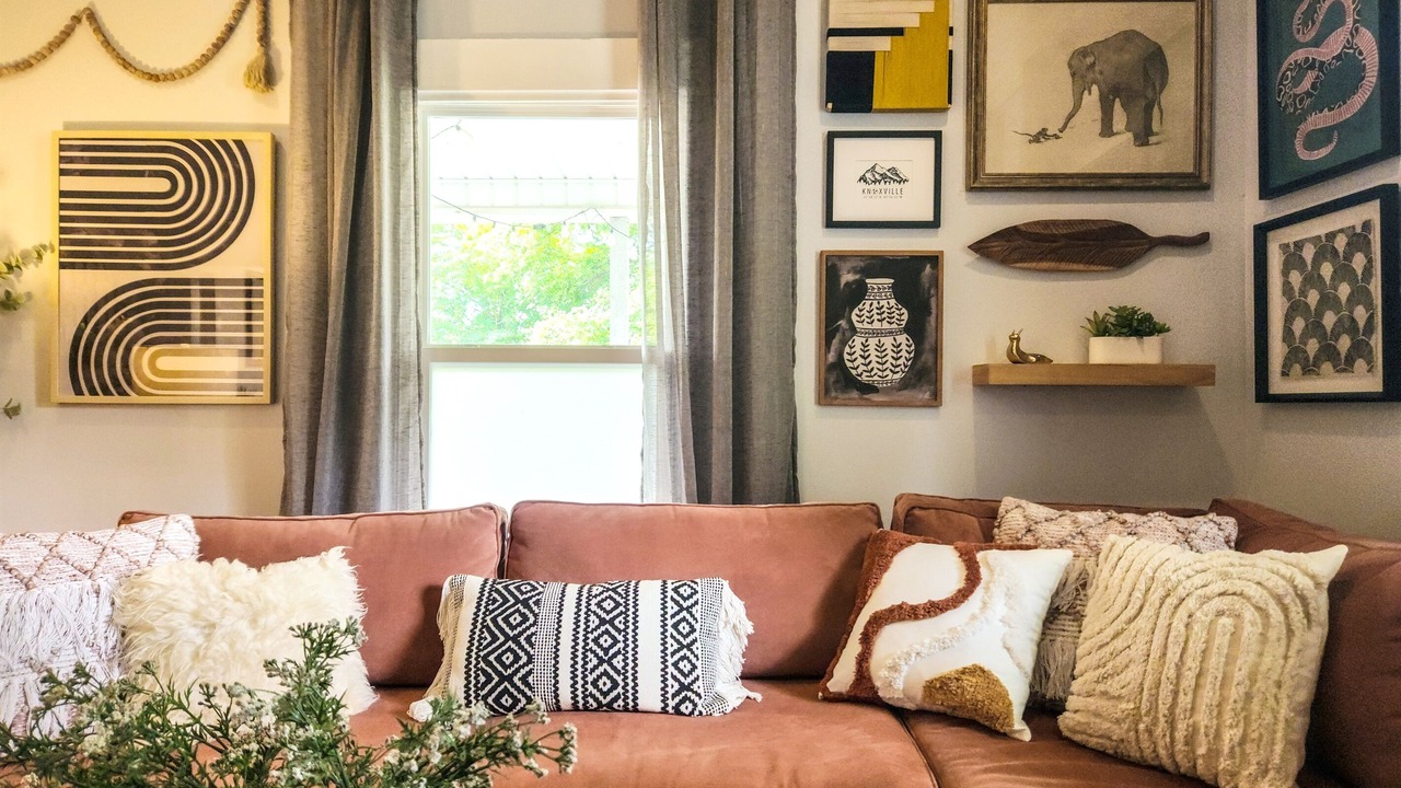 Photo of Livingroom in Knoxville