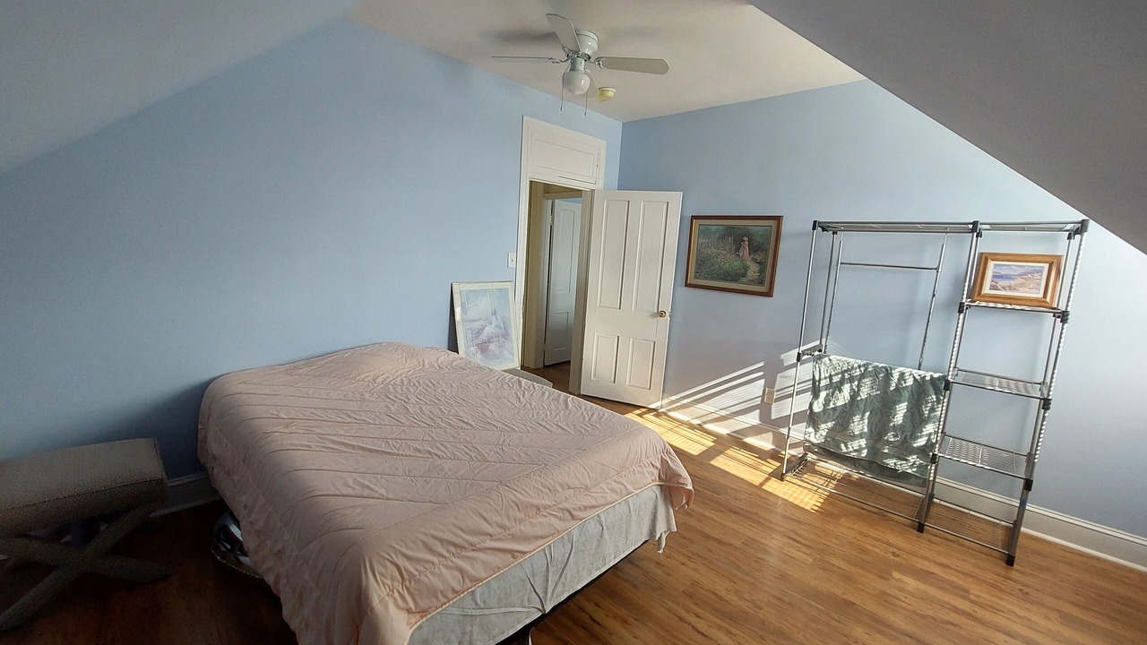 Photo of Bedroom in Ventnor City