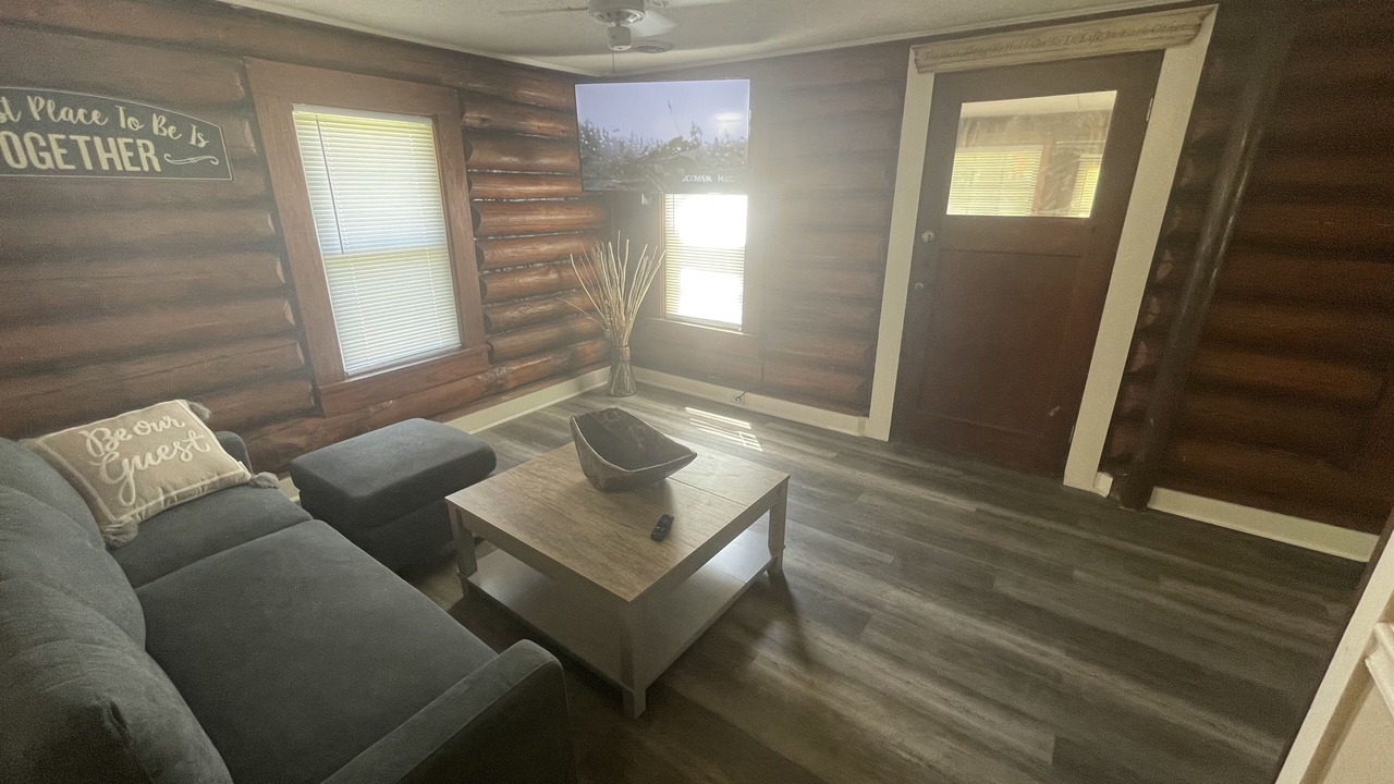 Photo of Livingroom in Norwalk