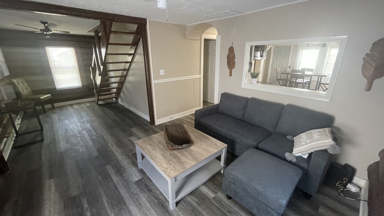 Photo of Livingroom in Norwalk
