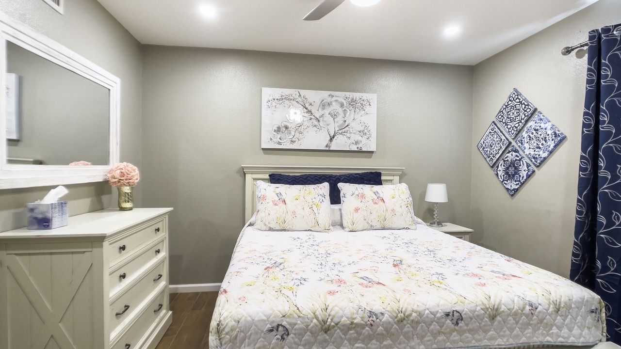 Photo of Bedroom in Cox Heights