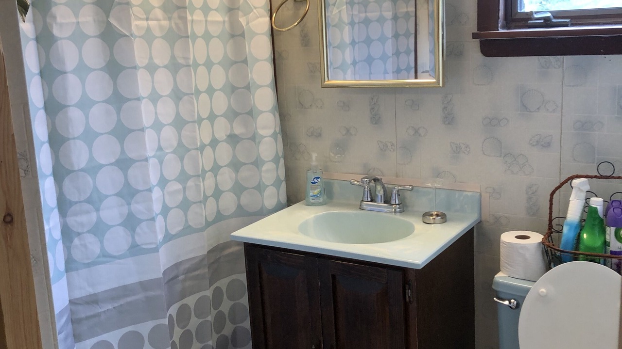 Photo of Bathroom in Robertsdale