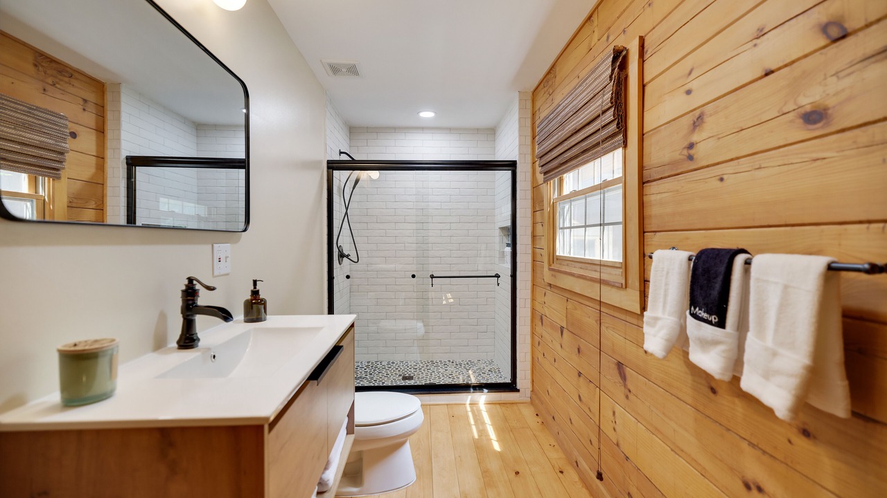 Photo of Bathroom in Lackawaxen