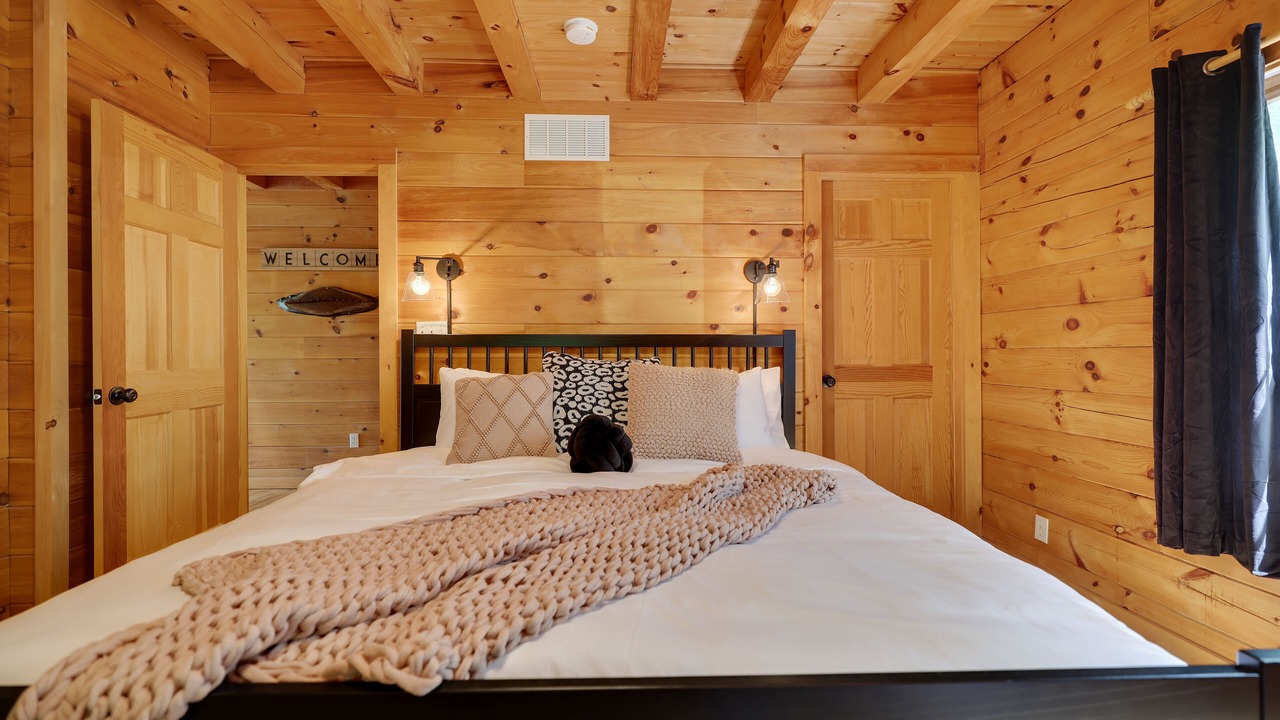 Photo of Bedroom in Lackawaxen