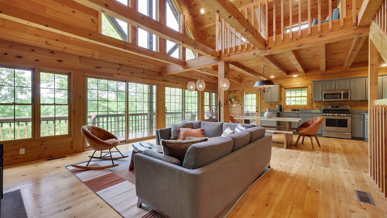 Photo of Livingroom in Lackawaxen
