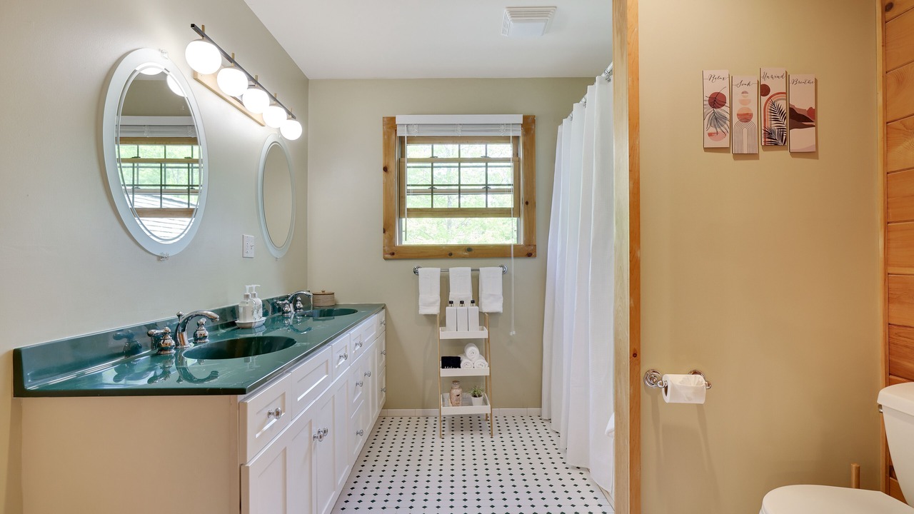 Photo of Bathroom in Lackawaxen