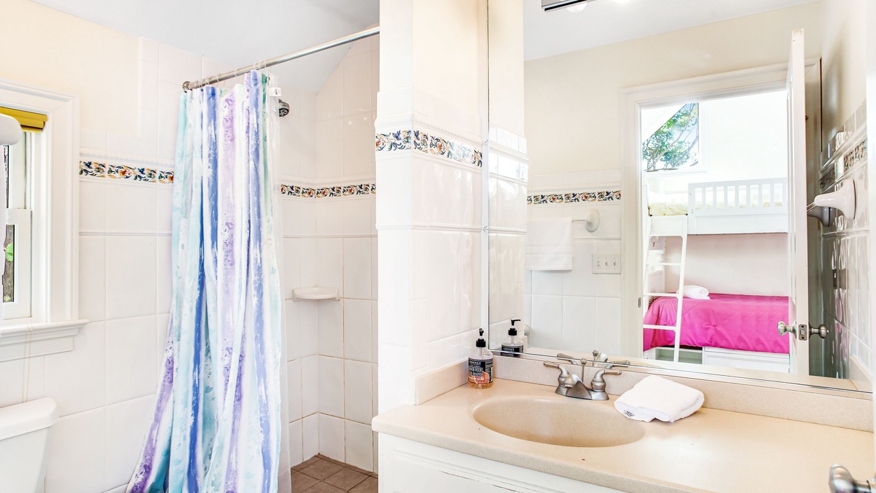 Photo of Bathroom in North Shores
