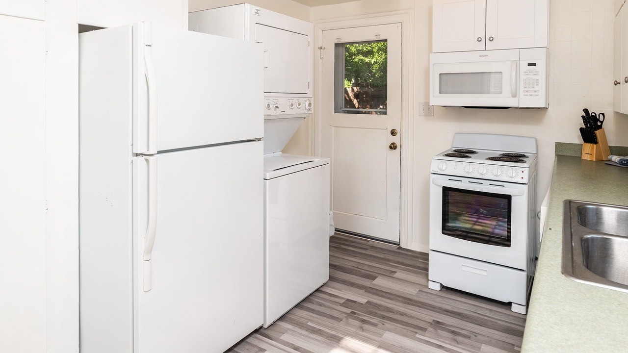 Photo of Kitchen in Central Rim