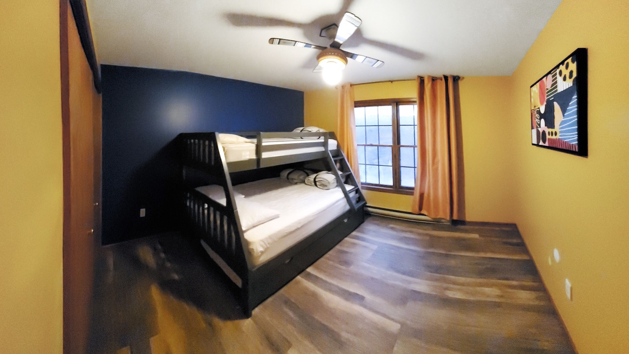 Photo of Bedroom in Jonas