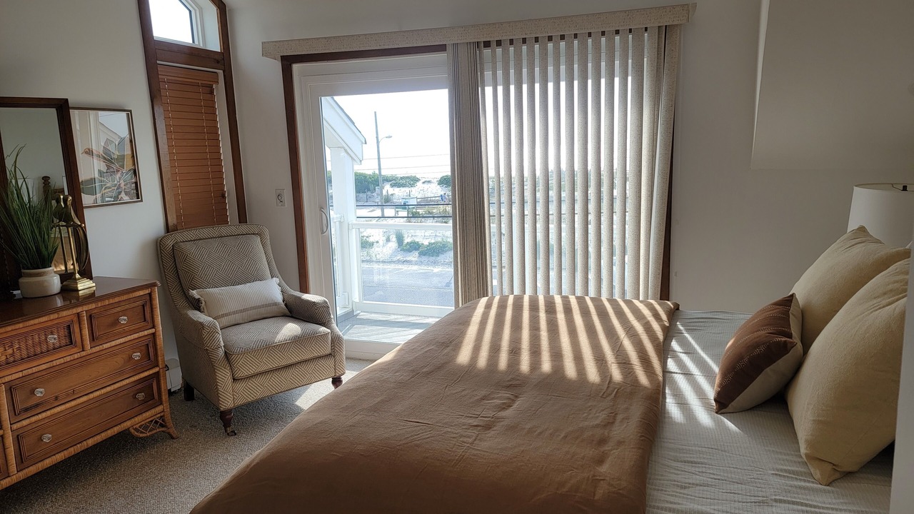 Photo of Bedroom in Ortley Beach