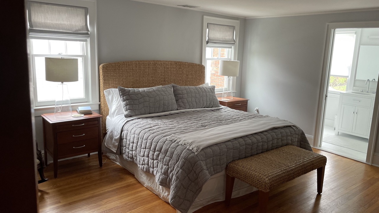 Photo of Bedroom in Spring Lake