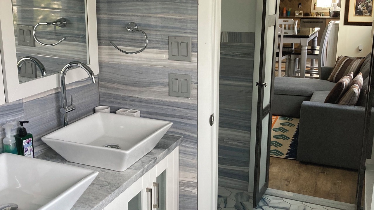 Photo of Bedroom in Seaside Heights
