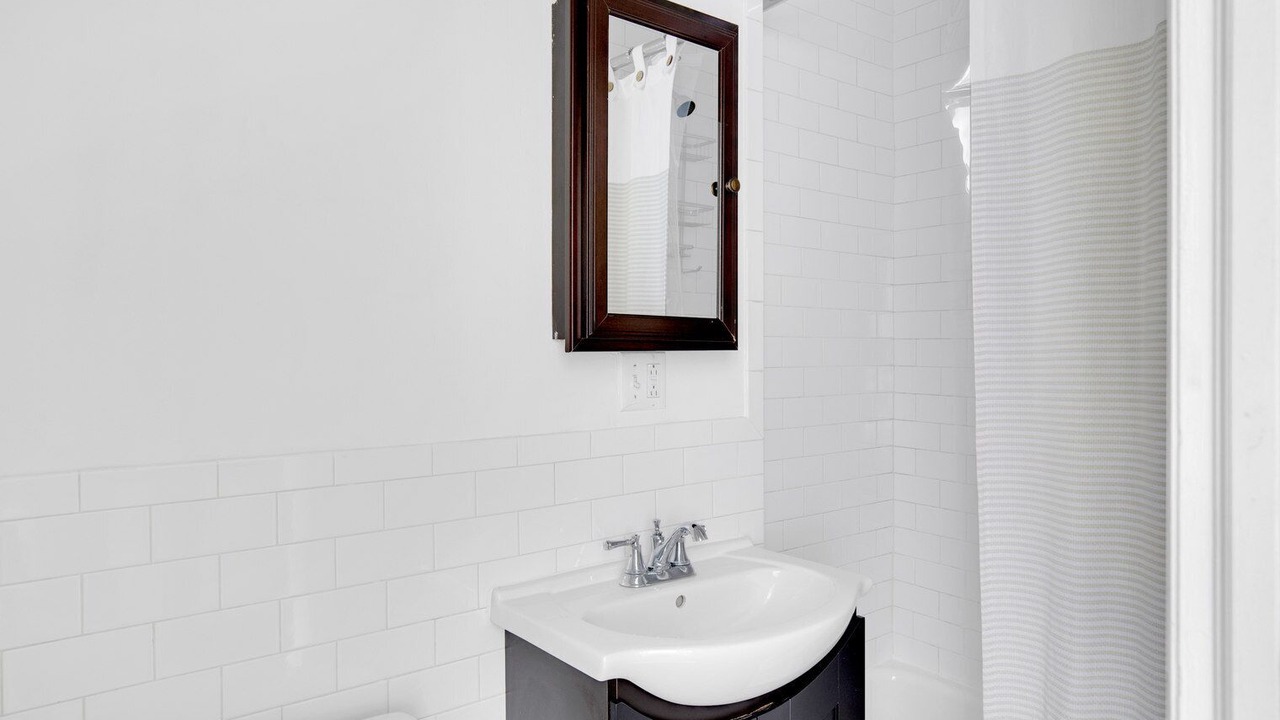 Photo of Bathroom in Chinatown