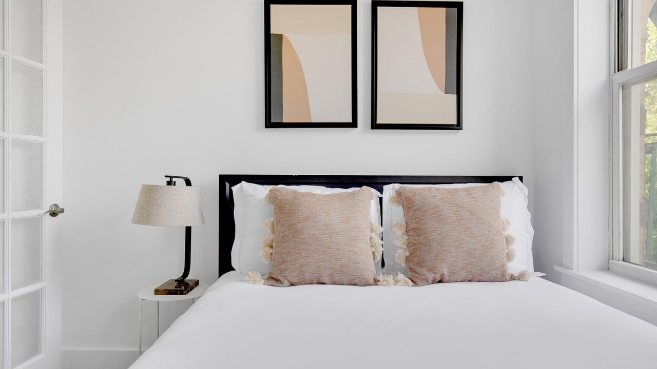 Photo of Bedroom in Chinatown