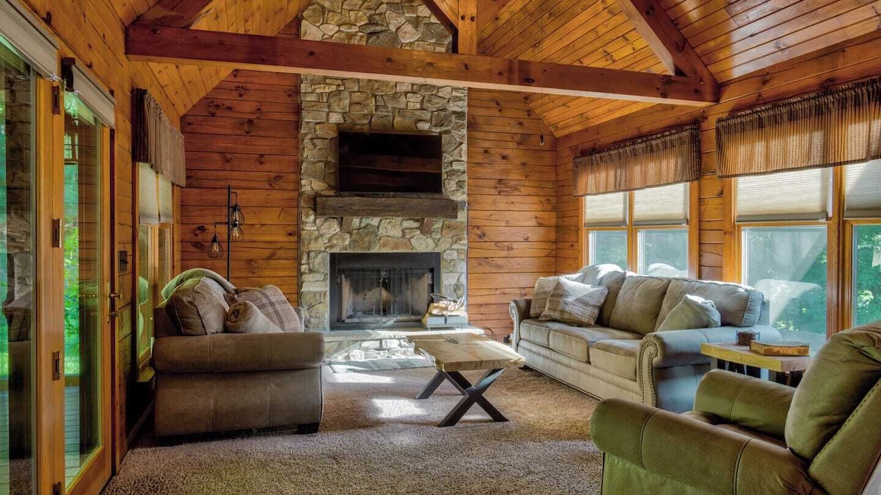 Photo of Livingroom in Cedarhurst