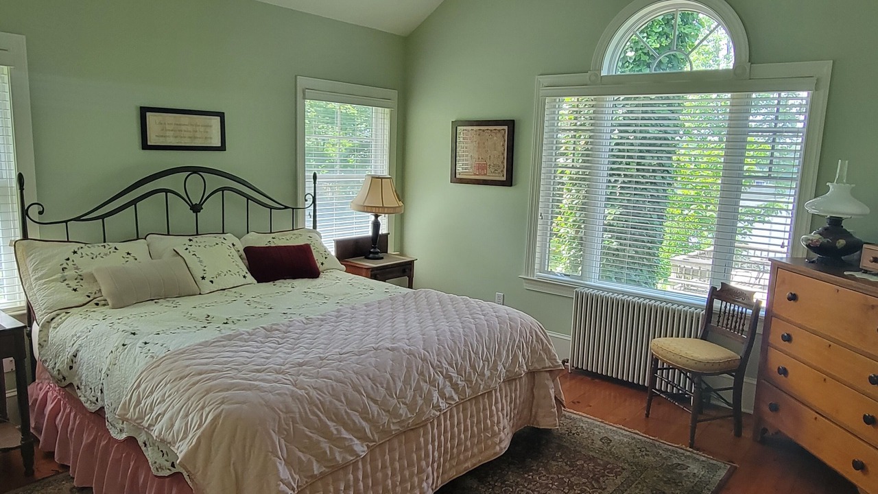 Photo of Bedroom in Galena